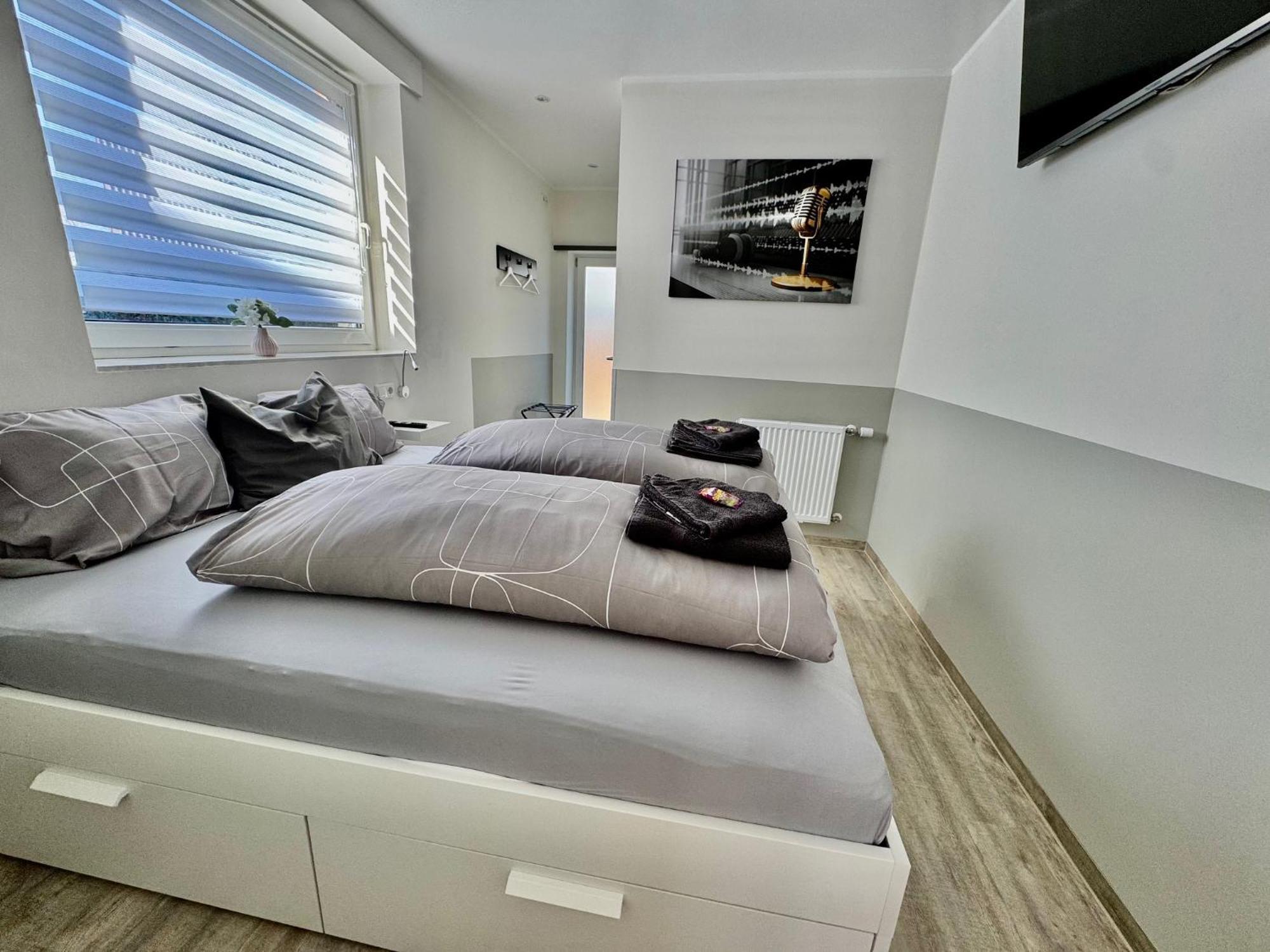 Gaestezimmer Beate Und Ferienwohnung Rheda Wiedenbrueck Ngoại thất bức ảnh